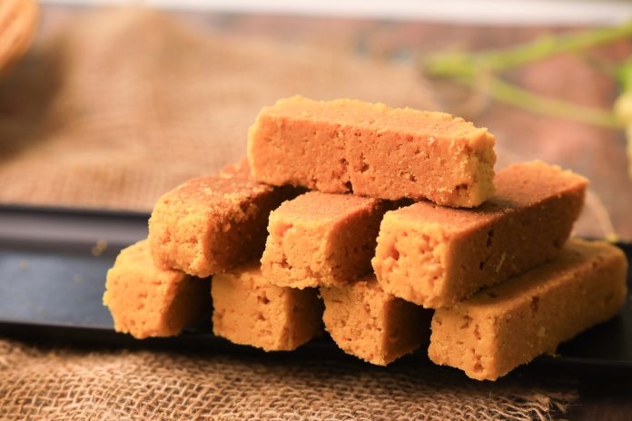 https://recipes.net/wp-content/uploads/2022/07/mysore-pak-recipe.jpg